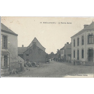 Issé - La Rue du Buron